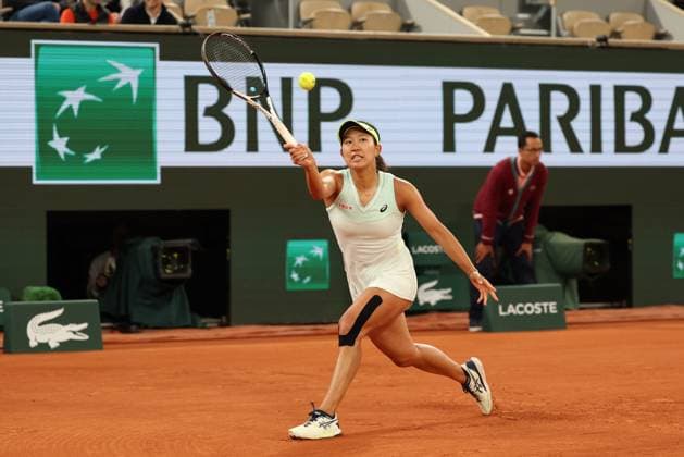 ROLAND GARROS 2024 Thierry Larret Maxppp. Tennis. Roland Garros 2024. Internationaux de France de tennis. Stade Roland Garros, Paris (75). Le 30 mai 2024. Court Philippe Chatrier : Moyuka UCHIJIMA (JPN) vs Aryna SABALENKA (RUS) PARIS (75) STADE ROLAND GARROS PARIS ILE DE FRANCE FRANCE  Copyright: xThierryxLarret MAXPPPxThierryxLarretx TL_20240530_0138 TLx20240530x0138