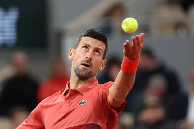 ROLAND GARROS 2024 Thierry Larret Maxppp. Tennis. Roland Garros 2024. Internationaux de France de tennis. Stade Roland Garros, Paris (75). Le 30 mai 2024. Court Philippe Chatrier : Novak DJKOVIC (SRB) vs Roberto CARBALLES BAENA (ESP) PARIS (75) STADE ROLAND GARROS PARIS ILE DE FRANCE FRANCE  Copyright: xThierryxLarret MAXPPPxThierryxLarretx TL_20240530_0810 TLx20240530x0810