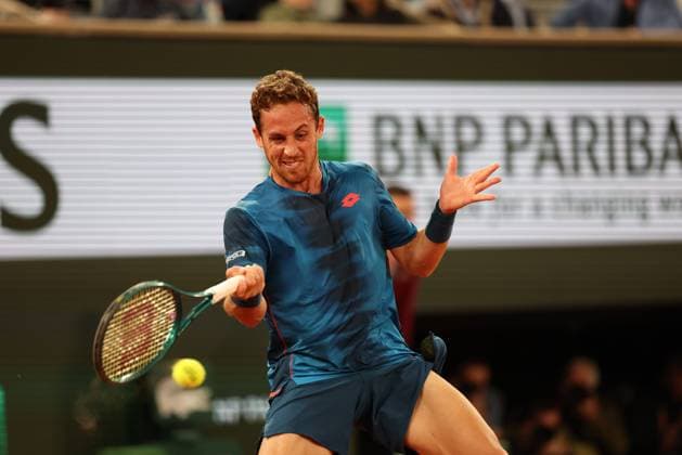 ROLAND GARROS 2024 Thierry Larret Maxppp. Tennis. Roland Garros 2024. Internationaux de France de tennis. Stade Roland Garros, Paris (75). Le 30 mai 2024. Court Philippe Chatrier : Novak DJKOVIC (SRB) vs Roberto CARBALLES BAENA (ESP) PARIS (75) STADE ROLAND GARROS PARIS ILE DE FRANCE FRANCE  Copyright: xThierryxLarret MAXPPPxThierryxLarretx TL_20240530_0812 0492671208st