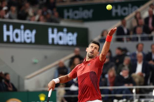 ROLAND GARROS 2024 Thierry Larret Maxppp. Tennis. Roland Garros 2024. Internationaux de France de tennis. Stade Roland Garros, Paris (75). Le 30 mai 2024. Court Philippe Chatrier : Novak DJKOVIC (SRB) vs Roberto CARBALLES BAENA (ESP) PARIS (75) STADE ROLAND GARROS PARIS ILE DE FRANCE FRANCE  Copyright: xThierryxLarret MAXPPPxThierryxLarretx TL_20240530_0818 0492671213st