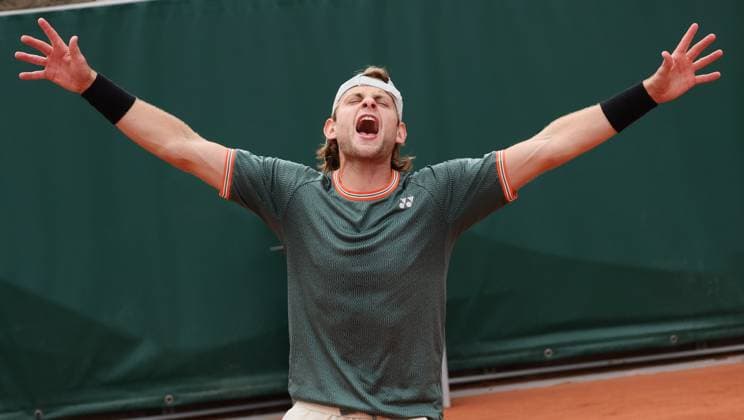 Belgian Zizou Bergs celebrates after winning a tennis match against German Marterer, in the second round of the men s singles, at the Roland Garros French Open tennis tournament, in Paris, France, Thursday 30 May 2024. This year s tournament takes place from 26 May to 09 June. BENOITxDOPPAGNE  x93632244x