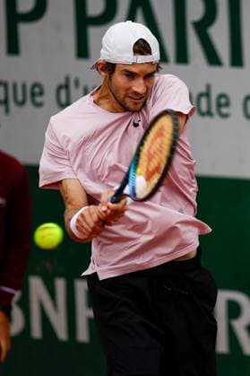 29 05 2024 Tennis, French Open 2024 Roland Garros, FRA, Men™s Singles Court 9 SECOND ROUND Henri Squire Germany Felix Auger Aliassime Canada Picture from left Henri Squire Germany plays a backhand Copyright: HMBxMedia AntonioxBorga