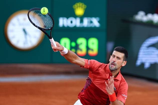 2024.05.30 Paryz Tenis French Open Roland Garros 2024 Novak Djokovic - Roberto Carballes Baena N Z Novak Djokovic Foto Pawel Andrachiewicz PressFocus 2024.05.30 Paris Tennis French Open Roland Garros 2024 Novak Djokovic - Roberto Carballes Baena Novak Djokovic Photo Pawel Andrachiewicz PressFocus 