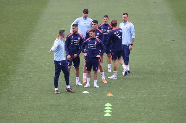 Croatia National Football Team - Training Session Marko, Pjaca, Josip Juranovic, Ante Budimir, coach Vedran Corluka, Andrej Kramaric, coach Mario Mandzukic of Croatia during training session of the Croatian national football team at the HNK Rijeka stadium in Rijeka, Croatia, on May 30, 2024. as part of preparations for the UEFA EURO, EM, Europameisterschaft,Fussball 2024. NelxPavletic PIXSELL