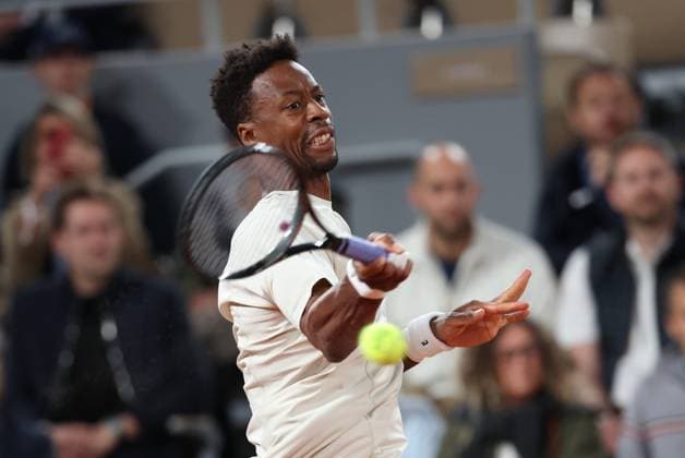 ROLAND GARROS 2024 Thierry Larret Maxppp. Tennis. Roland Garros 2024. Internationaux de France de tennis. Stade Roland Garros, Paris (75). Le 30 mai 2024. Court Philippe Chatrier : Gael MONFILS vs Lorenzo MUSETTI (ITA) PARIS (75) STADE ROLAND GARROS PARIS ILE DE FRANCE FRANCE  Copyright: xThierryxLarret MAXPPPxThierryxLarretx TL_20240530_5008 0492686812st