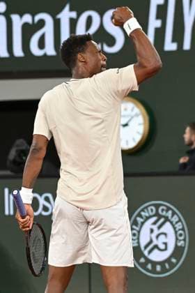 Gael Monfils (FRA) Vs Lorenzo Musetti (ITA) TENNIS : Roland Garros 2024 - 30 05 2024 MichaelBaucher Panoramic 