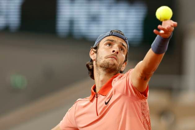 May 30, 2024, Paris, Paris, France: Lorenzo Musetti (ITA) in action during the tennis Grand Slam of Roland Garros 2024, day 4, match between Gael Monfils (FRA) and Lorenzo Musetti (ITA) at Roland Garros Stadium - on 30 2024.Paris - France Paris France - ZUMAb253 20240530_zsp_b253_102 Copyright: xLoicxBaratouxx