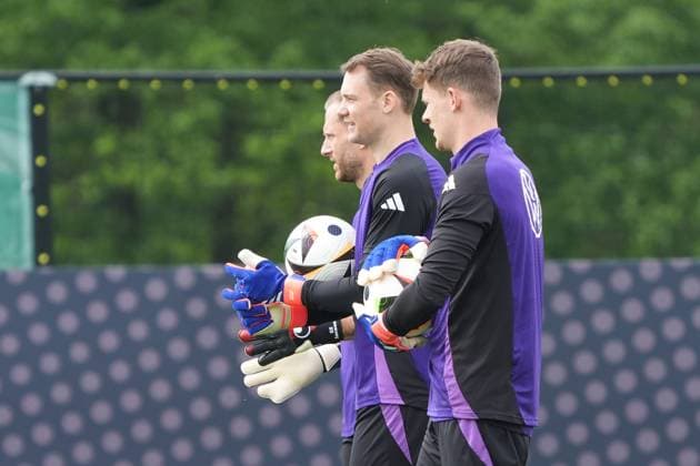 The goalkeepers Goalie Manuel Neuer Germany Germany , Goalie Goalie Alexander Nübel Germany Germany Germany , Goalie Oliver Baumann Germany Germany Germany Blankenhain 31 05 2024 Training camp of the German national team for the European Championship preparation, Golf Resort Weimarer Land