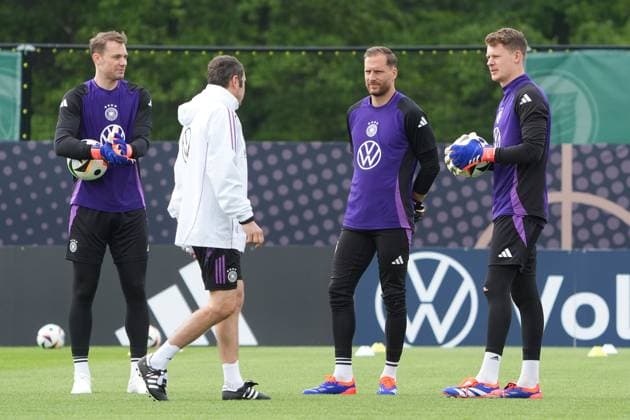 Goalkeeping coach Andreas Kronenberg Germany Germany with goalkeeper Manuel Neuer Germany Germany , goalkeeper Oliver Baumann Germany Germany , goalkeeper Alexander Nübel Germany Germany Germany Blankenhain 31 05 2024 Training camp of the German national team for the European Championship preparation, Golf Resort Weimarer Land