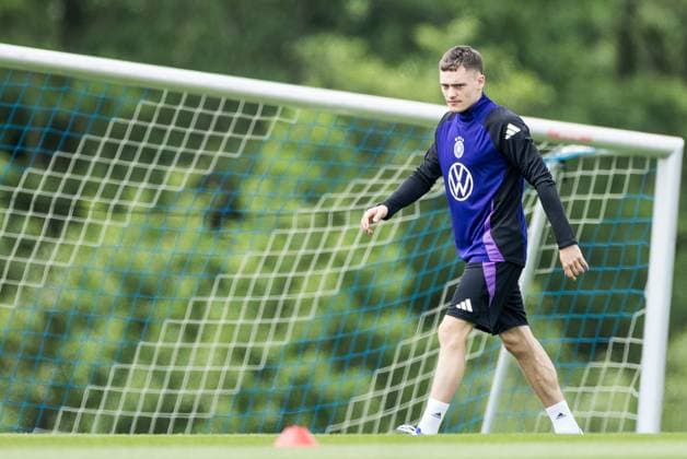 DFB training camp training 31 05 2024 Florian Wirtz Germany on the way to the training ground DFB training camp training Blankenhain, Golf Spa Resort Weimarer Land on 31 05 2024 Copyright: xBEAUTIFULxSPORTS Wunderlx