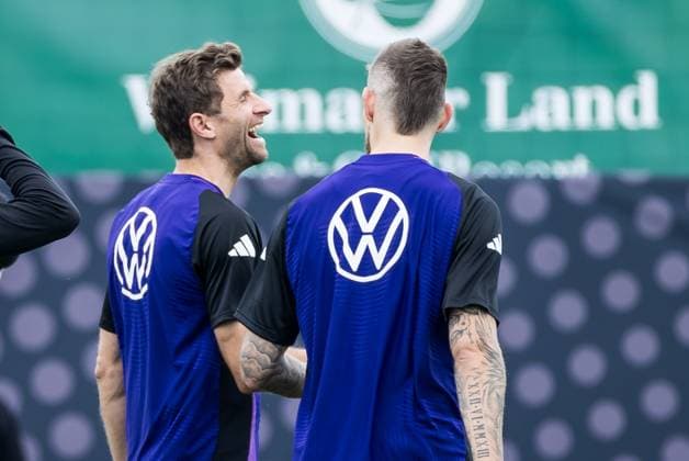 DFB Training Camp Training 31 05 2024 Thomas Müller Germany laughing DFB Training Camp Training Blankenhain, Golf Spa Resort Weimarer Land on 31 05 2024 Copyright: xBEAUTIFULxSPORTS Wunderlx