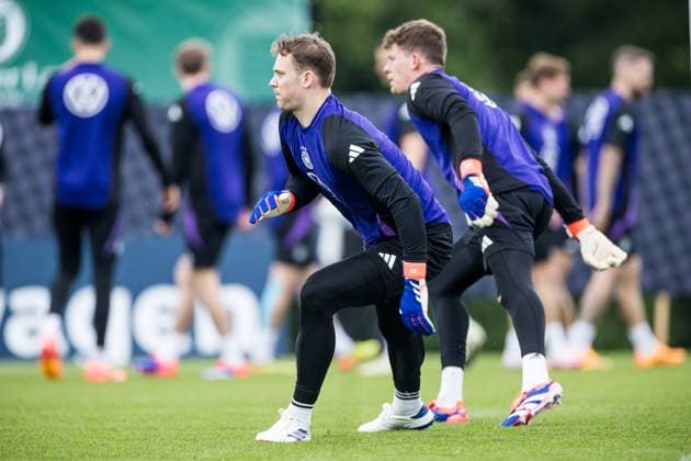 DFB training camp training 31 05 2024 Manuel Neuer Germany and Alexander Nübel Germany in goalkeeper training DFB training camp training Blankenhain, Golf Spa Resort Weimarer Land on 31 05 2024 Copyright: xBEAUTIFULxSPORTS Wunderlx