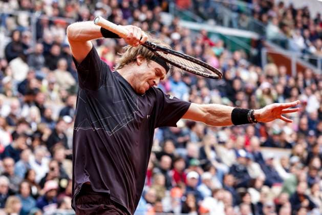 TENNIS - French Open 2024 PARIS,FRANCE,31.MAY.24 - TENNIS - ATP, Tennis Herren World Tour, French Open, Roland Garros, Grand Slam. Image shows Andrey Rublev ( ).  GEPAxpictures xPatrickxSteiner