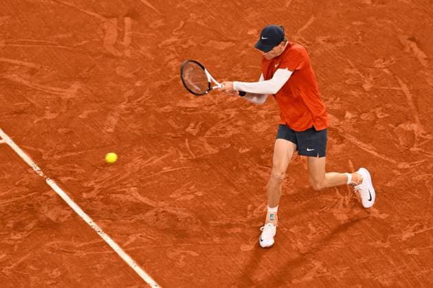 Jannik Sinner ( ITA ) during the 2024 French Open at Roland Garros on May 31, 2024 in Paris, France. ( Photo by federico pestellini panoramic ) - TENNIS : Roland Garros 2024 - Internationaux de France - 31 05 2024 FedericoPestellini Panoramic 
