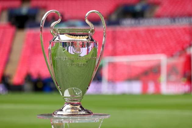 Sport Bilder des Tages 31st May 2024; Wembley Stadium, London, England; Training ahead of the UEFA Champions League Final match between Borussia Dortmund and Real Madrid, London, England; The Champions League trophy on display  ActionPlus12649187 ShaunxBrooks