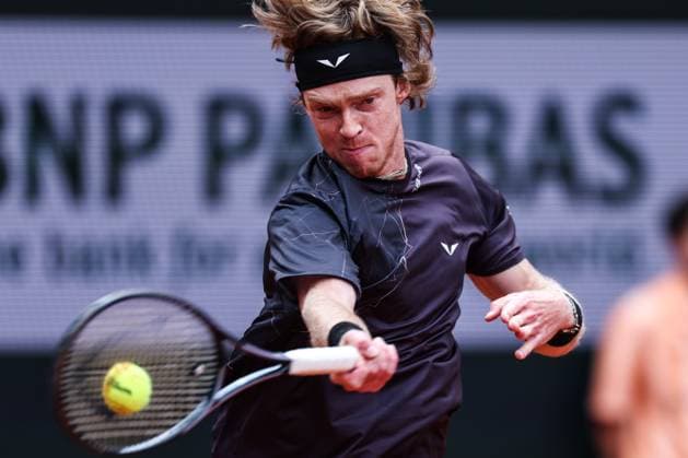 2024 French Open - Day 6 Andrey Rublev is playing against Matteo Arnaldi in the men s singles at the Roland Garros French Open tennis tournament in Paris, France, on May 31, 2024. Paris France  Copyright: xIbrahimxEzzatx originalFilename:ezzat-notitle240531_npNDU.jpg