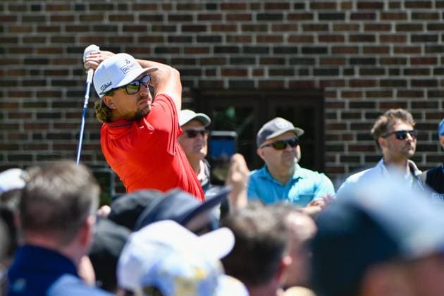 ANCASTER, ON - MAY 31: Roger Sloan (CAN) watches his tee shot on 1 during the second round of the RBC Canadian Open on May 31, 2024 at Hamilton Golf & Country Club in Ancaster, Ontario, Canada. (Photo by Ken Murray Icon Sportswire) GOLF: MAY 31 PGA, Golf Herren RBC Canadian Open EDITORIAL USE ONLY Icon240531029