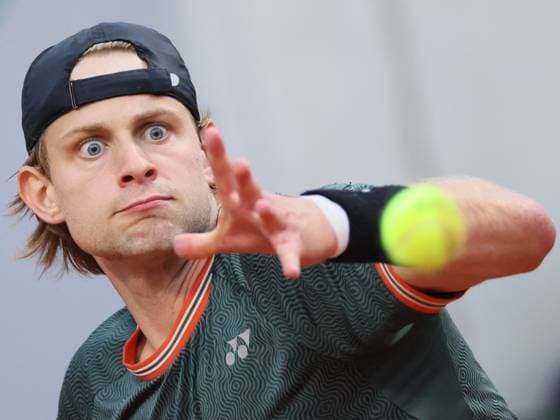 Belgian Zizou Bergs pictured in action during a tennis match against Bulgarian Dimitrov, in the third round of the men s singles, at the Roland Garros French Open tennis tournament, in Paris, France, Friday 31 May 2024. This year s grand slam tournament takes place from 26 May to 09 June. BENOITxDOPPAGNE  x93734848x