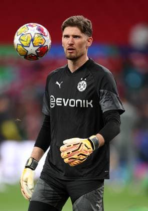 Gregor Kobel of Borussia Dortmund at Wembley Stadium, London. Picture date: 31st May 2024. Picture credit should read: David Klein Sportimage EDITORIAL USE ONLY. No use with unauthorised audio, video, data, fixture lists, club league logos or live services. Online in-match use limited to 120 images, no video emulation. No use in betting, games or single club league player publications. SPI-3177-0011