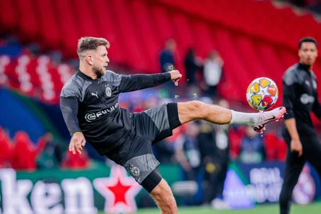 2024.05.31 Londyn Final ligi mistrzow, trening, training session, Borussia Dortmund, Wembley, London Trening Borussi Dortmund przed finalem Ligi Mistrzow N z Salih Ozcan Foto Mateusz Porzucek PressFocus 2024.05.31 Londyn Borussia Dortmund training before UEFA Champions League final Trening Borussi Dortmund przed finalem Ligi Mistrzow Salih Ozcan Credit: Mateusz Porzucek PressFocus NEWSPIX.PL --- Newspix.pl POLAND OUT!  20240531PF_MP177