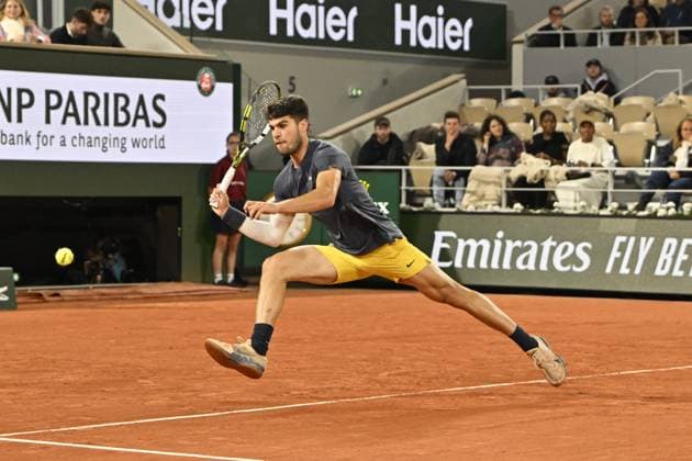 Tennis : Roland Garros 2024 - France - Carlos Alcaraz - Espagne Tennis : Roland Garros 2024 - France - 31 05 2024 ChrysleneCaillaud Panoramic 