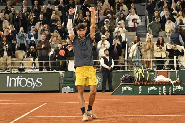 Tennis : Roland Garros 2024 - France - Carlos Alcaraz - Espagne Tennis : Roland Garros 2024 - France - 31 05 2024 ChrysleneCaillaud Panoramic 