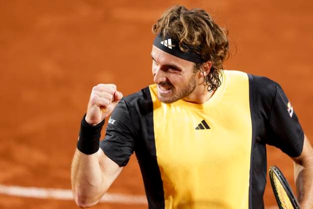 TENNIS - French Open 2024 PARIS,FRANCE,31.MAY.24 - TENNIS - ATP, Tennis Herren World Tour, French Open, Roland Garros, Grand Slam. Image shows the rejoicing of Stefanos Tsitsipas (GRE).  GEPAxpictures xPatrickxSteiner