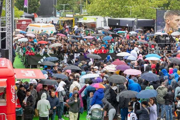 Report 31 05 2024 Arrival party of the German mens national team at adidas in Herzogenaurach in pouring rain Hundreds of fans wait for the national team Herzogenaurach Bavaria Germany