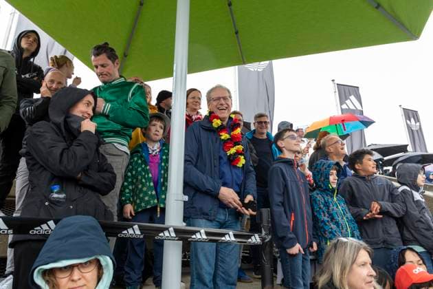 Report 31 05 2024 Arrival party of the German mens national team at adidas in Herzogenaurach in pouring rain Herzogenaurachs mayor German Hacker among the fans Herzogenaurach Bavaria Germany