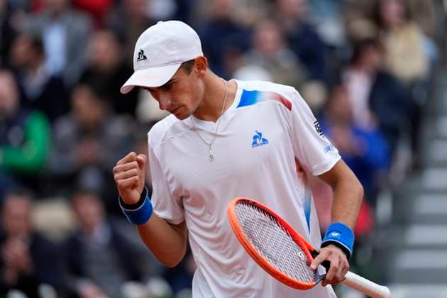PARIS, FRANCE - MAY 31: Matteo Arnaldi of Italy reacts after making a great point during the 3rd round of Roland Garros 2024 match between Andrey Rublev vs Matteo Arnaldi at Roland Garros Stadium on May 31, 2024 in Paris, France. (Photo by Glenn Gervot Icon Sportswire) TENNIS: MAY 31 Roland-Garros EDITORIAL USE ONLY Icon2024053141552024
