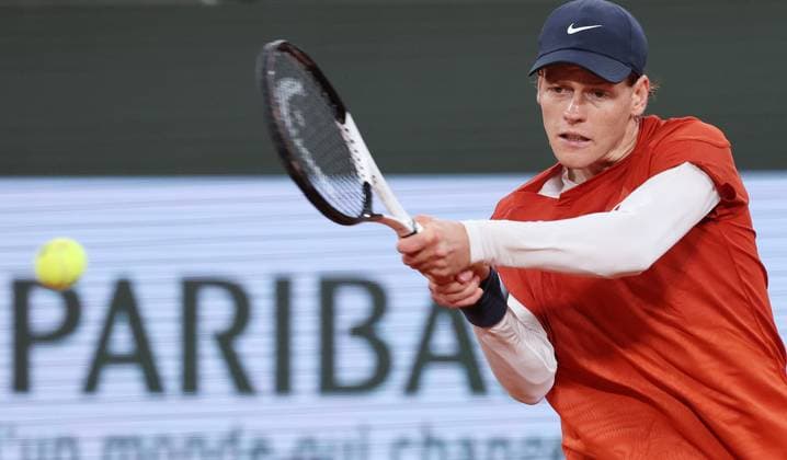 (240601) -- PARIS, June 1, 2024 -- Jannik Sinner hits a return during the men s singles third round match between Jannik Sinner of Italy and Pavel Kotov of Russia at the French Open tennis tournament at Roland Garros, Paris, France, May 31, 2024. ) (SP)FRANCE-PARIS-TENNIS-FRENCH OPEN-MEN S SINGLES GaoxJing 