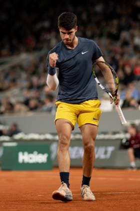 (240601) -- PARIS, June 1, 2024 -- Carlos Alcaraz celebrates scoring during the men s singles third round match between Carlos Alcaraz of Spain and Sebastian Korda of the United States at the French Open tennis tournament at Roland Garros, Paris, France, May 31, 2024. ) (SP)FRANCE-PARIS-TENNIS-FRENCH OPEN-MEN S SINGLES MengxDingbo 