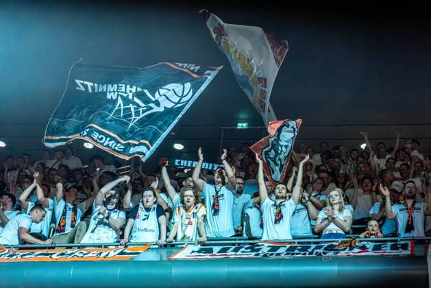 Berlin, Germany 31 May 2024 1 BBL Playoff 1 2 Final 2 Match 2023 2024 Alba Berlin vs Niners Chemnitz In the picture The fans traveling with the Niners Chemnitz fan block Copyright: xFotostandx xNachtigallx