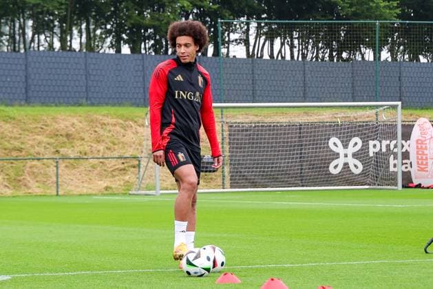 EURO 2024, Nationalteam Belgien Training Belgian National Football Team Media Activities 01 06 2024 TUBIZE, BELGIUM - JUNE 01 : Witsel Axel midfielder of Belgium during a training session prior to the friendly matches against Montenegro, Luxemburg and Slovakia at the RBFA Headquarters on June 01, 2024 in Tubize, Belgium, 01 06 2024  Copyright: xTomasxSiskx