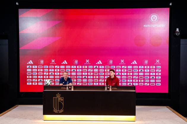 Belgian National Football Team Media Activities 01 06 2024 TUBIZE, BELGIUM - JUNE 01 : Van Loock Stefan press officer of Belgium and De Cuyper Maxim defender of Belgium during a press conference, PK, Pressekonferenz prior to the friendly matches against Montenegro, Luxemburg and Slovakia at the RBFA Headquarters on June 01, 2024 in Tubize, Belgium, 01 06 2024  Copyright: xTomasxSiskx