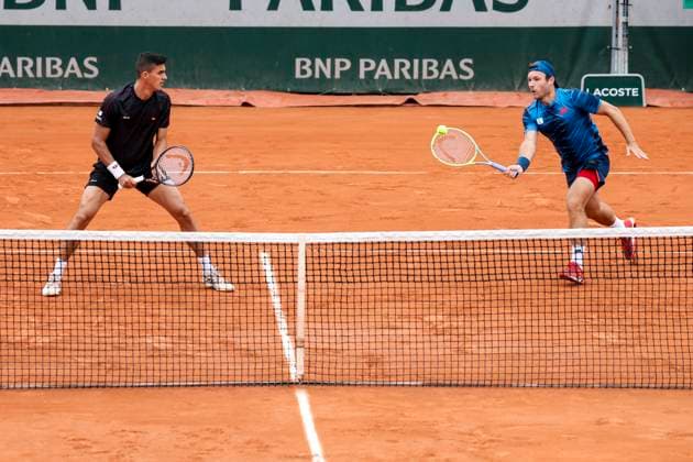 TENNIS - French Open 2024 PARIS,FRANCE,01.JUN.24 - TENNIS - ATP, Tennis Herren World Tour, French Open, Roland Garros, Grand Slam. Image shows Alexander Erler and Lucas Miedler (AUT).  GEPAxpictures xPatrickxSteiner