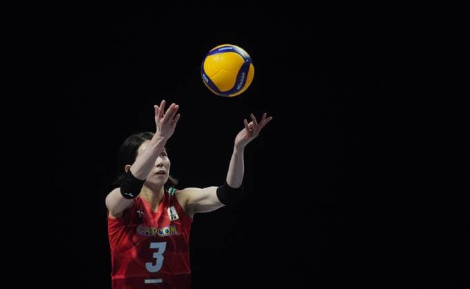 (240601) -- MACAO, June 1, 2024 -- Koga Sarina of Japan competes during the preliminary match between Japan and the Dominican Republic at the Women s Volleyball Nations League 2024 Macao in Macao, south China, June 1, 2024. ) (SP)CHINA-MACAO-VOLLEYBALL-WOMEN S NATIONS LEAGUE 2024-JPN VS DOM (CN) LuixSuixWai 
