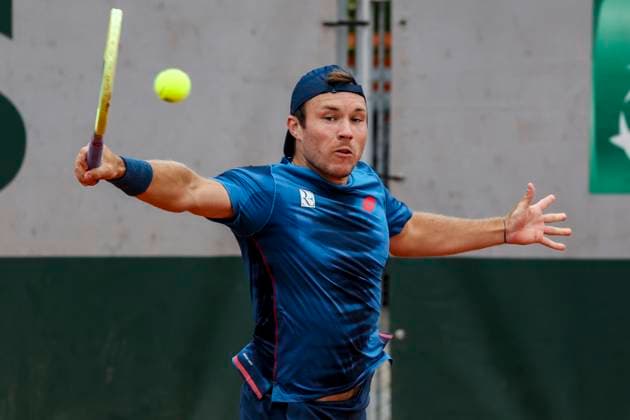 TENNIS - French Open 2024 PARIS,FRANCE,01.JUN.24 - TENNIS - ATP, Tennis Herren World Tour, French Open, Roland Garros, Grand Slam. Image shows Lucas Miedler (AUT).  GEPAxpictures xPatrickxSteiner