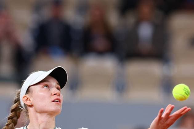 2024.06.01 Paryz Tenis French Open Roland Garros 2024 Elise Mertens - Elena Rybakina N Z Elena Rybakina Foto Pawel Andrachiewicz PressFocus 2024.06.01 Paris Tennis French Open Roland Garros 2024 Elise Mertens - Elena Rybakina Elena Rybakina Photo Pawel Andrachiewicz PressFocus NEWSPIX.PL --- Newspix.pl  20240601_PF_PA071