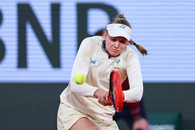 2024.06.01 Paryz Tenis French Open Roland Garros 2024 Elise Mertens - Elena Rybakina N Z Elena Rybakina Foto Pawel Andrachiewicz PressFocus 2024.06.01 Paris Tennis French Open Roland Garros 2024 Elise Mertens - Elena Rybakina Elena Rybakina Photo Pawel Andrachiewicz PressFocus NEWSPIX.PL --- Newspix.pl  20240601_PF_PA088
