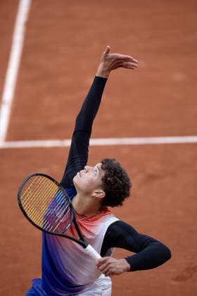 Ben Shelton of USA in action French Open Tennis, Day 7, Tennis, Roland Garros, Paris, France - 01 June 2024  Copyright: xEllaxLing Shutterstockx 14516282d