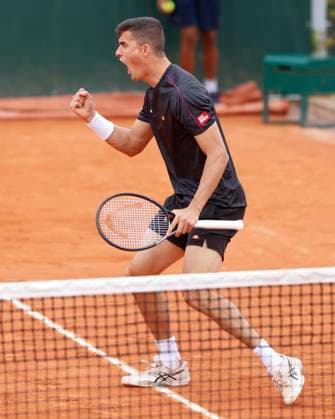 Alexander Erler makes a fist and cheers, cheers, joy, emotion, Lucas Miedler, mens doubles Copyright: xJuergenxHasenkopfx