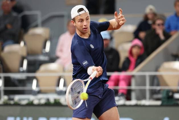 ROLAND GARROS 2024 Thierry Larret Maxppp. Tennis. Roland Garros 2024. Internationaux de France de tennis. Stade Roland Garros, Paris (75). Le 1er juin 2024. Court Philippe Chatrier : Alexander ZVEREV (GER) vs Tallon GRIEKSPOOR (NED) PARIS (75) STADE ROLAND GARROS PARIS ILE DE FRANCE FRANCE  Copyright: xThierryxLarret MAXPPPxThierryxLarretx TL_20240601_0504 0492763398st