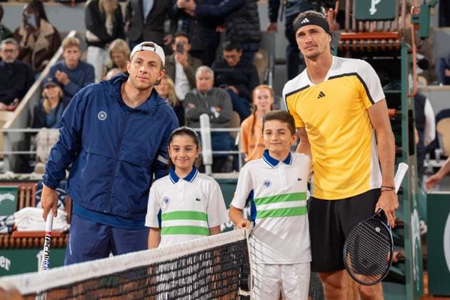 2024-06-01 2024 French Open Day 7 PARIS, FRANCE - JUNE 1: Tallon Griekspoor of the Netherlands and Alexander Zverev of Germany during Day 7 of the 2024 French Open at Roland Garros on June 1, 2024 in Paris, France. (Photo by Marleen Fouchier BSR Agency) Paris France Content not available for redistribution in The Netherlands directly or indirectly through any third parties. Copyright: xBSRxAgencyx