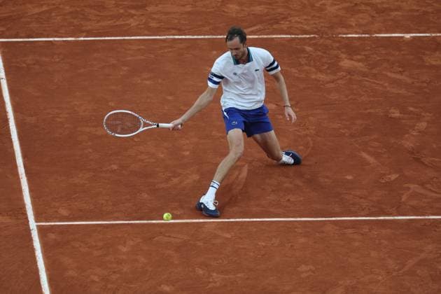 ROLAND GARROS PHOTOPQR LE PARISIEN Le Parisien Arnaud Journois ; PARIS ; 01 06 2024 ; TENNIS , ROLAND GARROS 2024 , 01 06 2024 Daniil Medvedev vs Tomas Machac PHOTO LE PARISIEN ARNAUD JOURNOIS June 1st 2024 Roland Garros french open PARIS France  Copyright: xPHOTOPQR LExPARISIEN MAXPPPxLexParisienx xArnaudxJournoisx 20240601LPA1098 20240601LPA1098