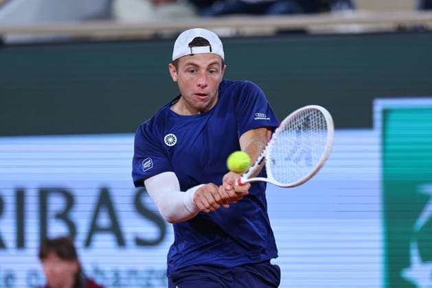 2024.06.01 Paryz Tenis French Open Roland Garros 2024 Alexander Zverev - Tallon Griekspoor N Z Tallon Griekspoor Foto Pawel Andrachiewicz PressFocus 2024.06.01 Paris Tennis French Open Roland Garros 2024 Alexander Zverev - Tallon Griekspoor Tallon Griekspoor Photo Pawel Andrachiewicz PressFocus NEWSPIX.PL --- Newspix.pl  20240601_PF_PA328