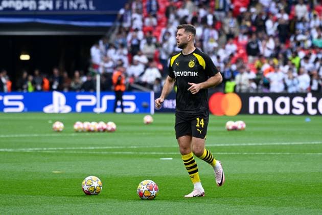 Niclas Fullkrug ( 14 - Borussia Dortmund ) warms up prior to the Final Champions League match between Real Madrid CF and Borussia Dortmund at Wembley Stadium on June 01, 2024 in London , England. ( Photo by federico pestellini panoramic ) - FOOTBALL : Borussia Dortmund vs Real Madrid - Ligue des Champions - 01 06 2024 FedericoPestellini Panoramic 