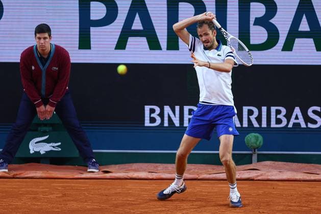 2024.06.01 Paryz Tenis French Open Roland Garros 2024 Tomas Machac - Daniil Medvedev N Z Daniil Medvedev Foto Pawel Andrachiewicz PressFocus 2024.06.01 Paris Tennis French Open Roland Garros 2024 Tomas Machac - Daniil Medvedev Daniil Medvedev Photo Pawel Andrachiewicz PressFocus NEWSPIX.PL --- Newspix.pl  20240601_PF_PA408