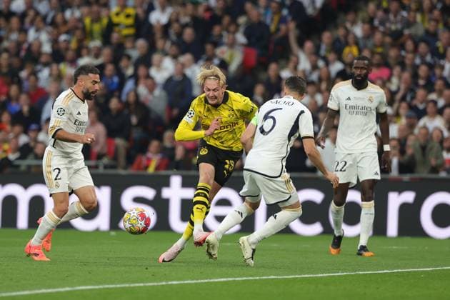 Borussia Dortmund v Real Madrid Champions League 01 06 2024. Final Julian Brandt (19) of Borussia Dortmund shoots towards the goal during the Champions League Final match between Borussia Dortmund and Real Madrid at Wembley Stadium, London, England on 1 June 2024. London Wembley Stadium Greater London England Editorial use only , Copyright: xNigelxKeenex PSI-19804-0028