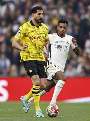 LONDON - (l-r) Emre Can of Borussia Dortmund, Rodrygo of Real Madrid during the UEFA Champions League Final between Borussia Dortmund and Real Madrid at Wembley Stadium on June 1, 2024 in London, United Kingdom. ANP Hollandse Hoogte MAURICE VAN STEEN UEFA Champions League 2023 24 FINAL 2024 xVIxANPxSportx xVanxSteenxFotografiexIVx 500095406 originalFilename: 500095406.jpg